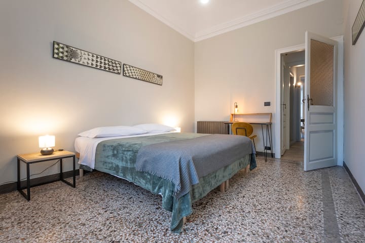 Moleloca - Vanchiglia 25 - Turin