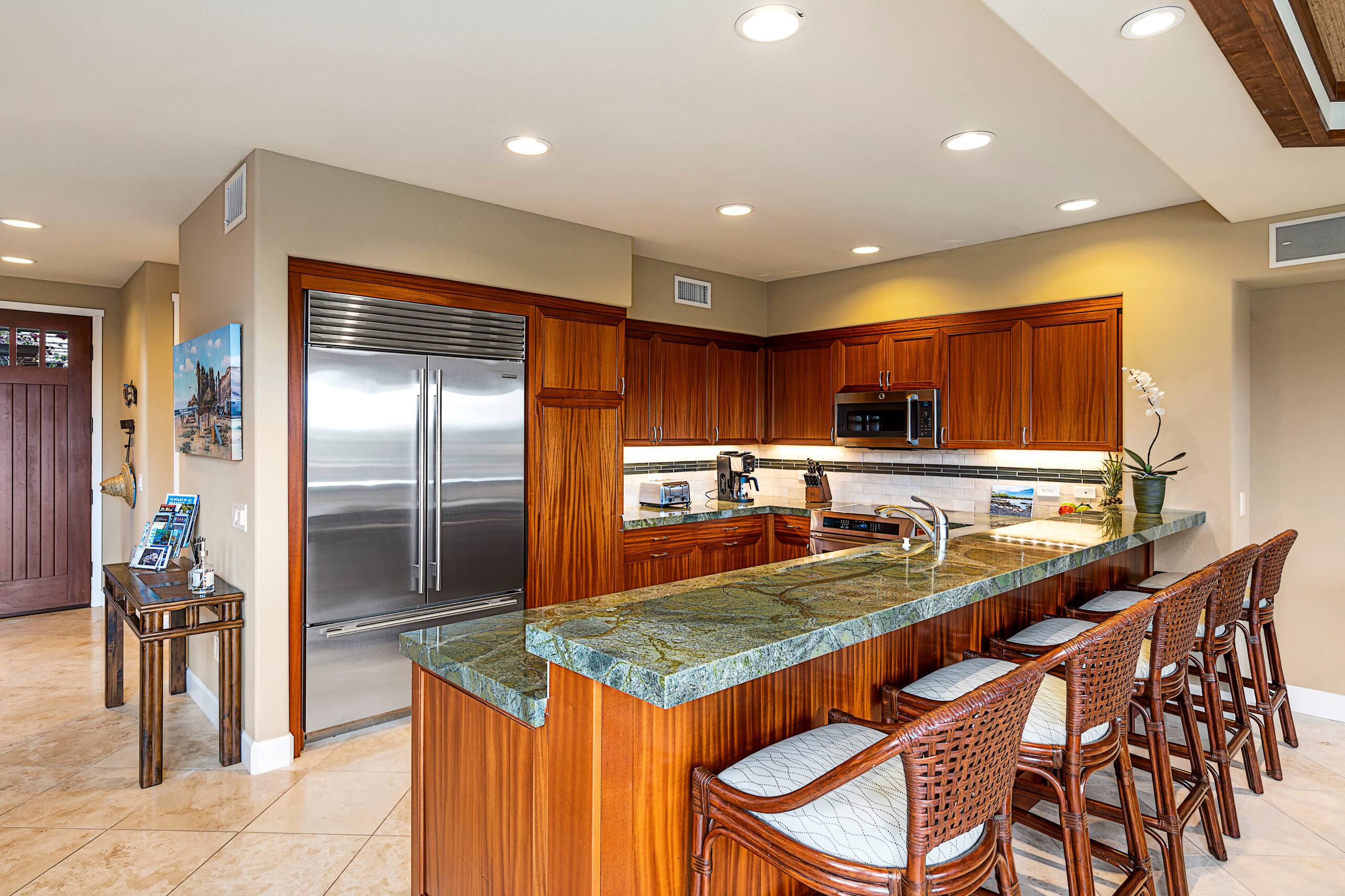Condo in Waimea · ★5.0 · 3 bedrooms · 3 beds · 3 private baths - Image 9