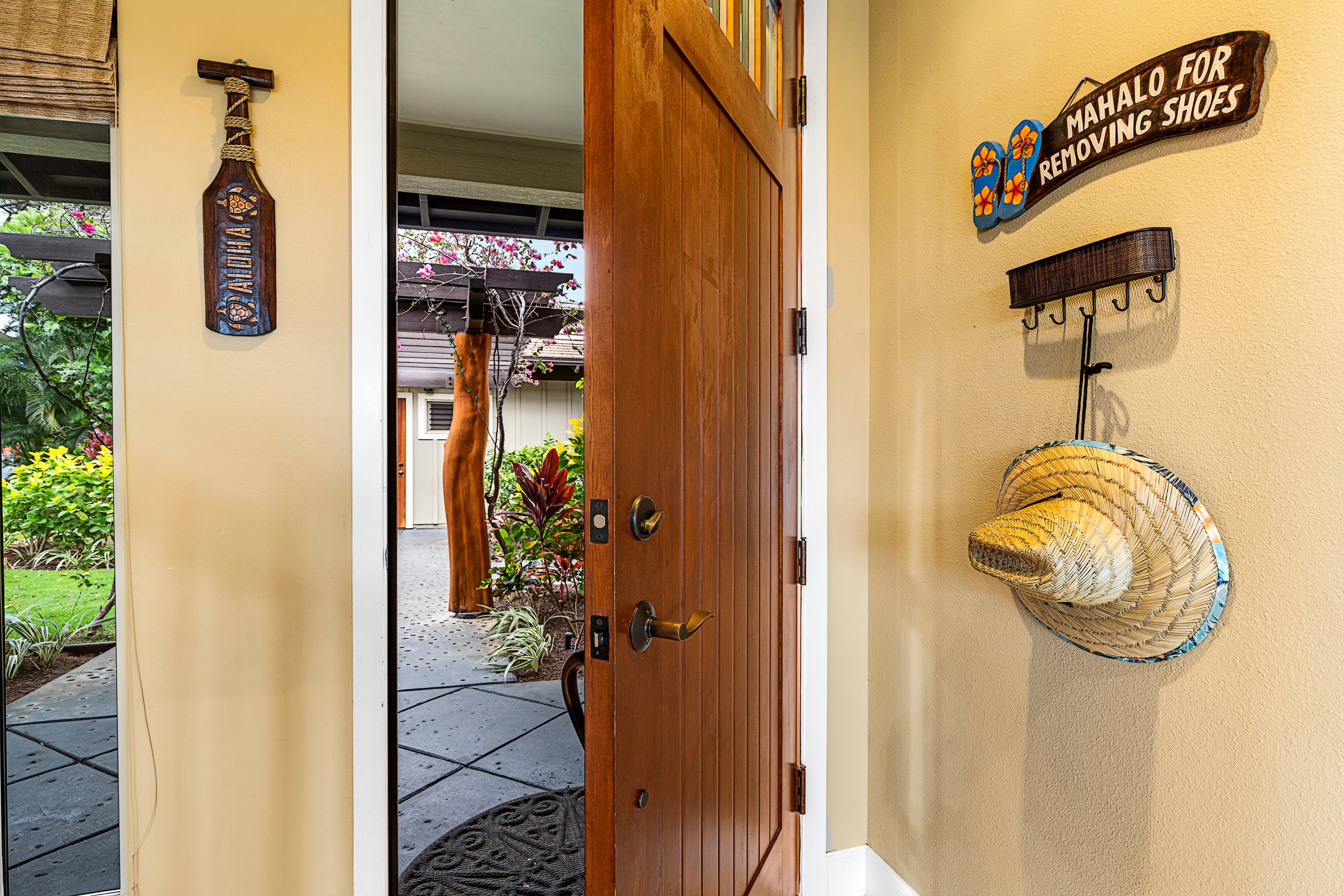 Condo in Waimea · ★5.0 · 3 bedrooms · 3 beds · 3 private baths - Image 8