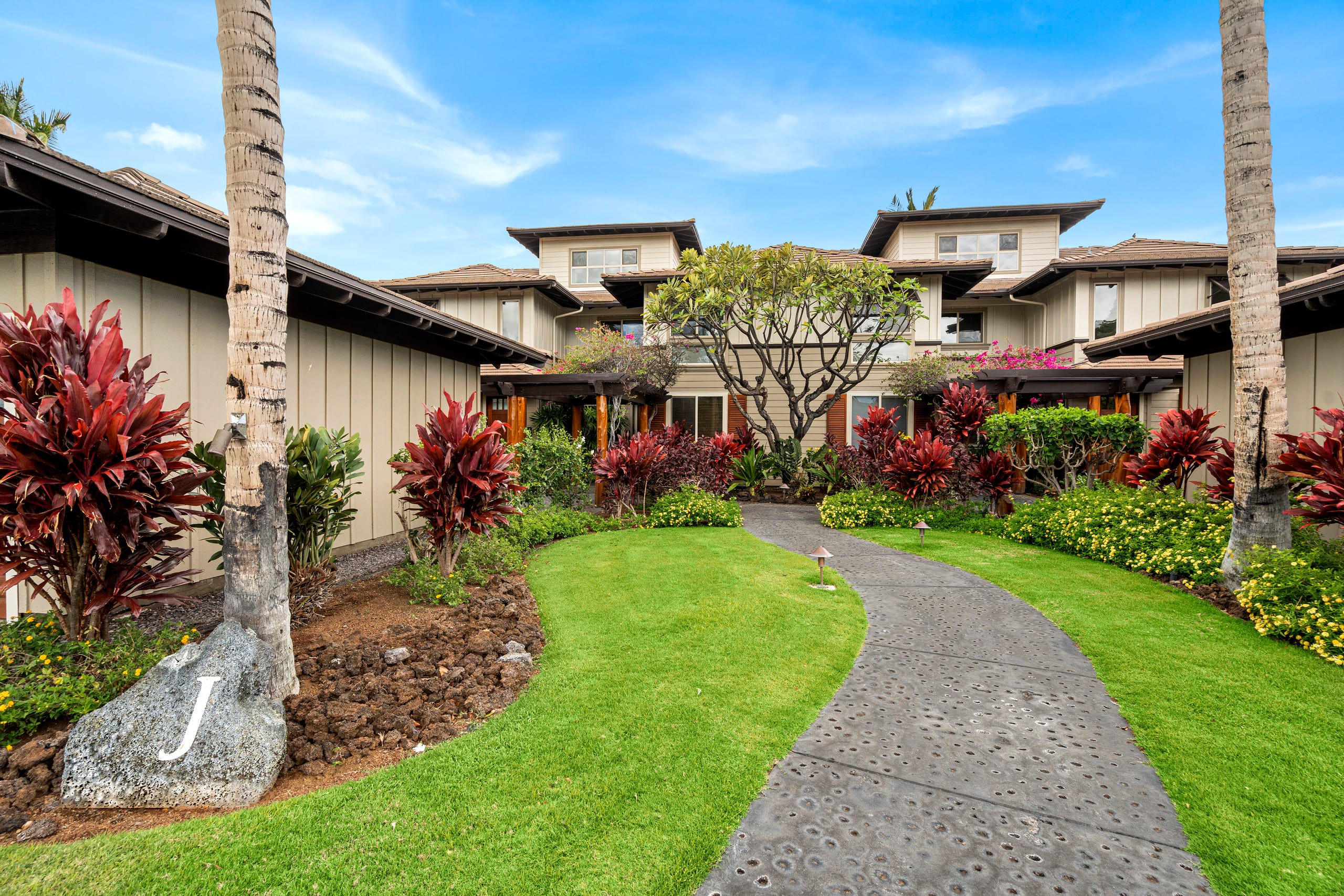 Condo in Waimea · ★5.0 · 3 bedrooms · 3 beds · 3 private baths - Image 5