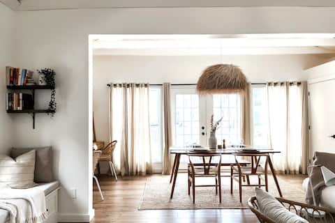 Successful Airbnb property: The Hideaway Balm Beach Cottage in Tiny