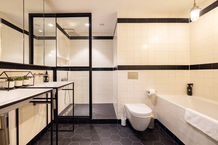 The Soho STAR gallery image 4