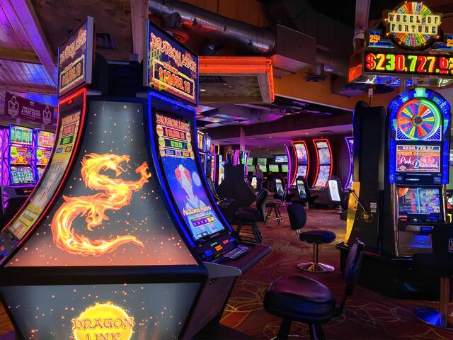 Appealing and Exceptional Suite! With Pool View gallery image 4