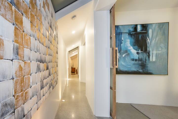 The Centenary Collective (6 BR) gallery image 4