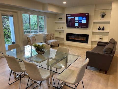 Creekside Suite 2 Bed 2 Bath-free parking