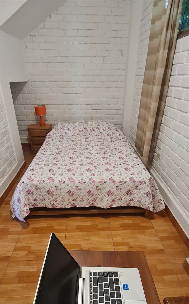 საძინებელი 1