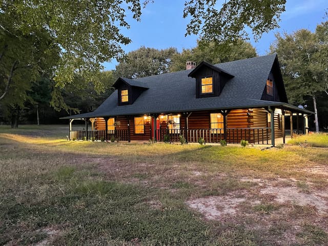 Guest favorite listing in Athens