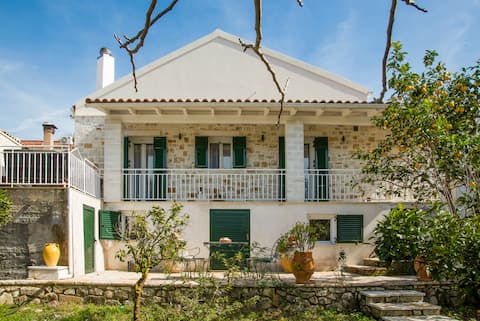 Vive Mar Paxos - 2bedrooms with attic