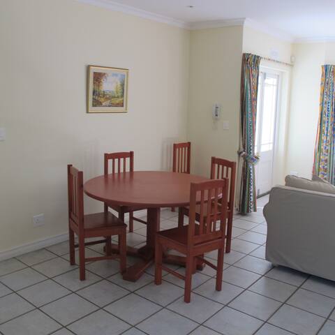 Constantia Cottage gallery image 5