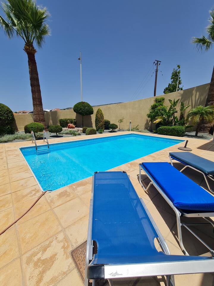 Villa Jessica, 3 bedroom villa Villas for Rent in Paphos, Paphos