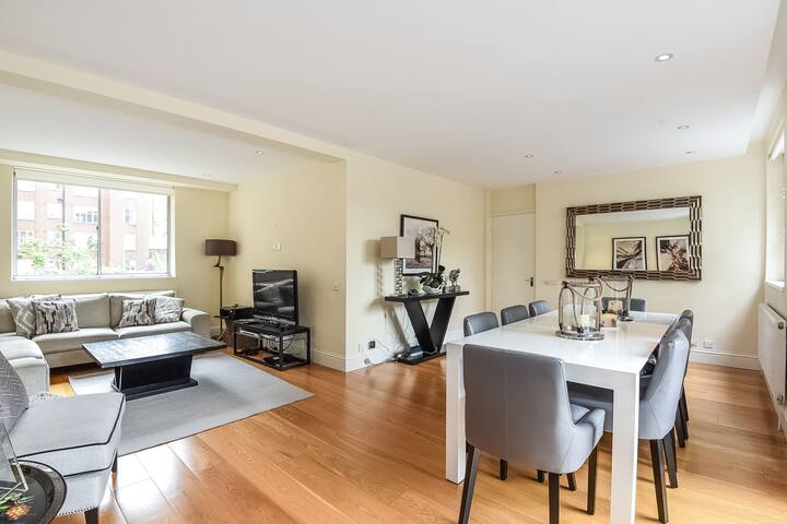 Central London 5BR Luxury House gallery image 3