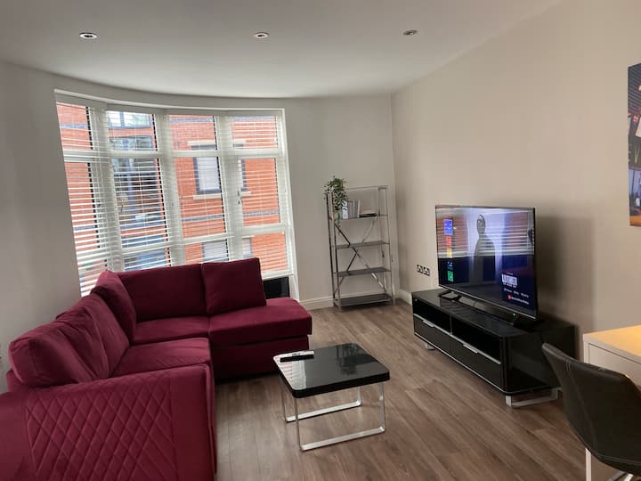 Self Catering 2 Bedroom Apartment / Deep Cleaned Apartments for Rent