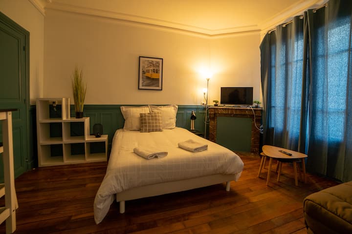 ليلة جميلة في حياة جيدة