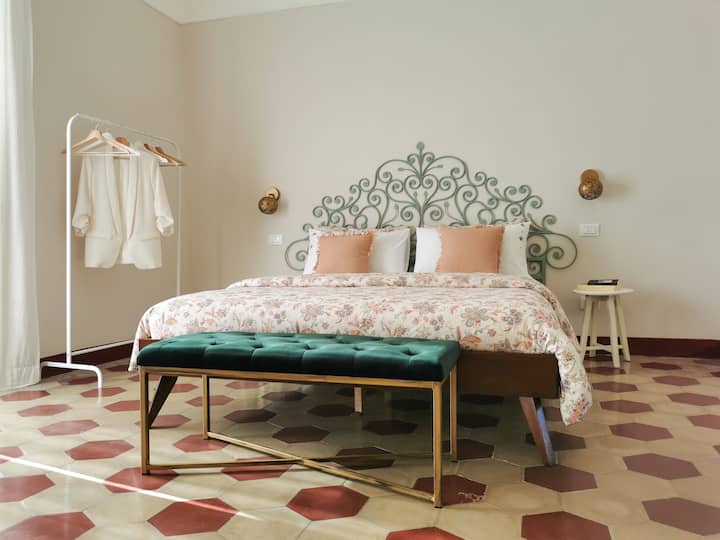 Elegant apartment in Palermo close the Cathedral