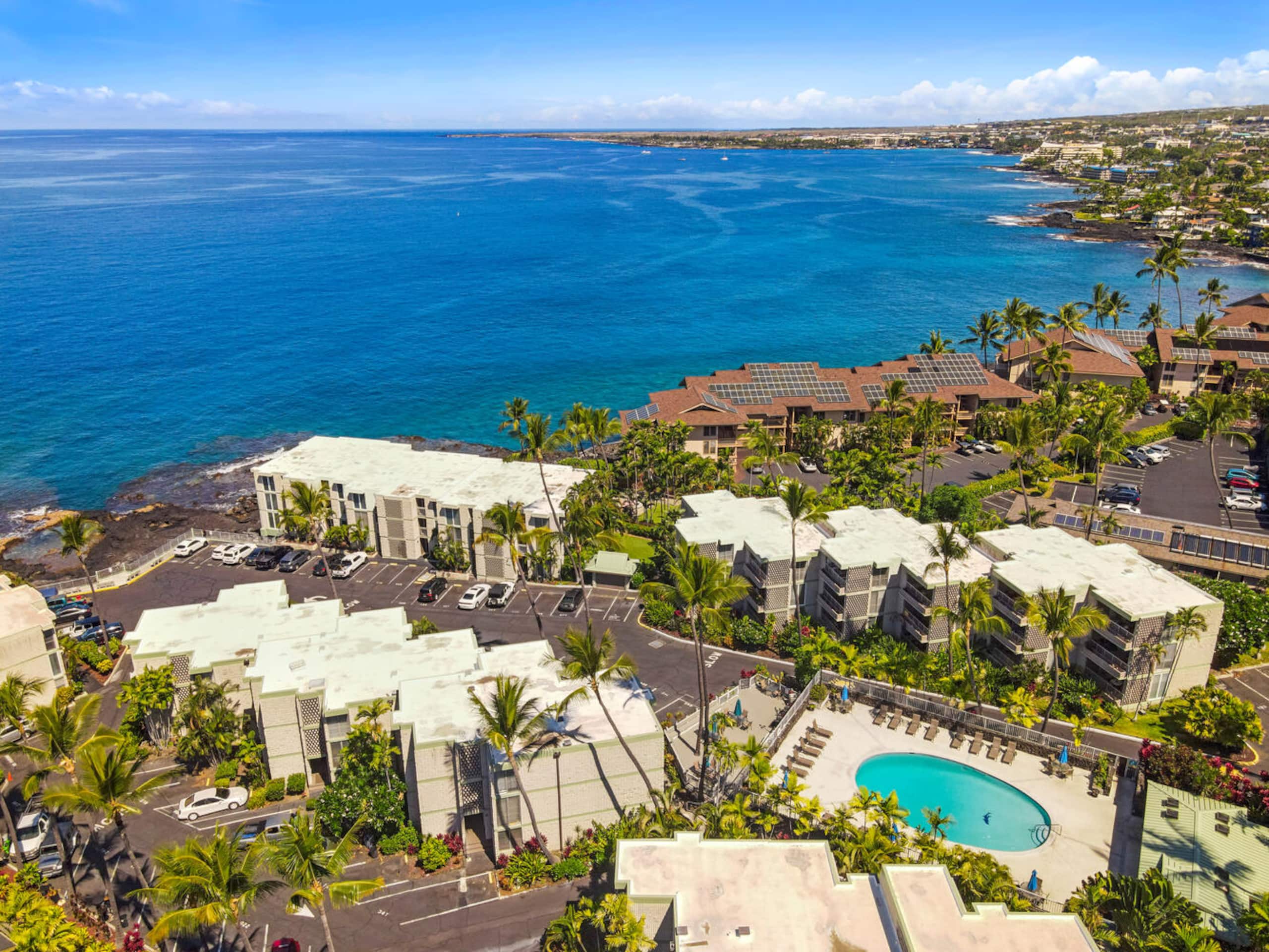 Condo in Kailua-Kona · ★4.91 · 2 bedrooms · 3 beds · 2 baths - Image 34