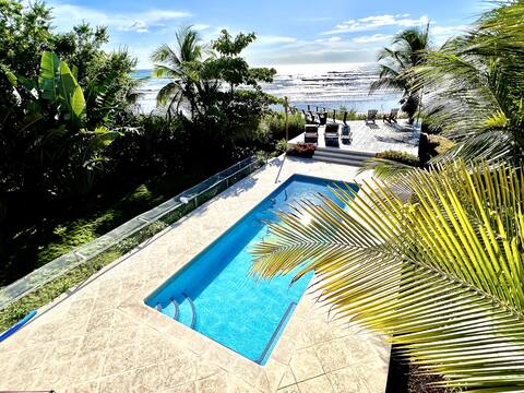 Casa Tortuga • Beach Front Home • Swimming pool