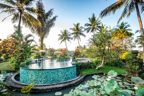 Traditional Balinese Deluxe Room @ Tabanan Village
