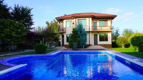 Villa Silva - 3 Bedrooms, 3 Bathrooms