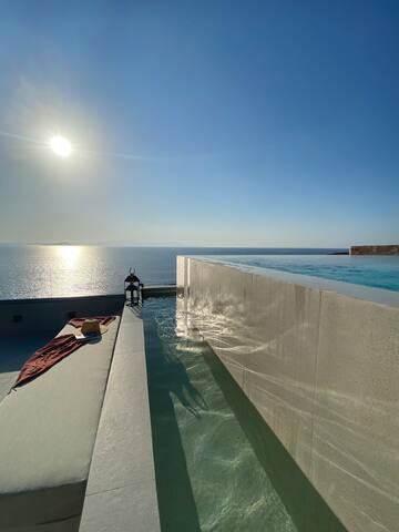 Villa Nefelia Infinity Heated Pool Amazing View gallery image 3