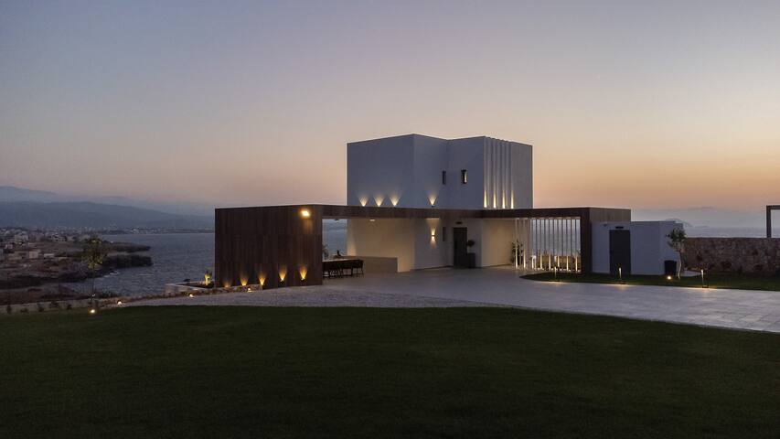 Villa Nefelia Infinity Heated Pool Amazing View gallery image 4