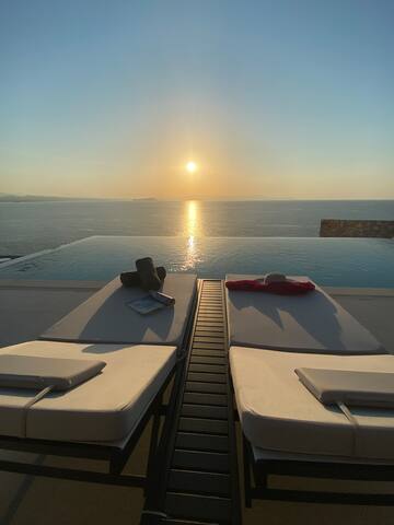 Villa Nefelia Infinity Heated Pool Amazing View gallery image 5