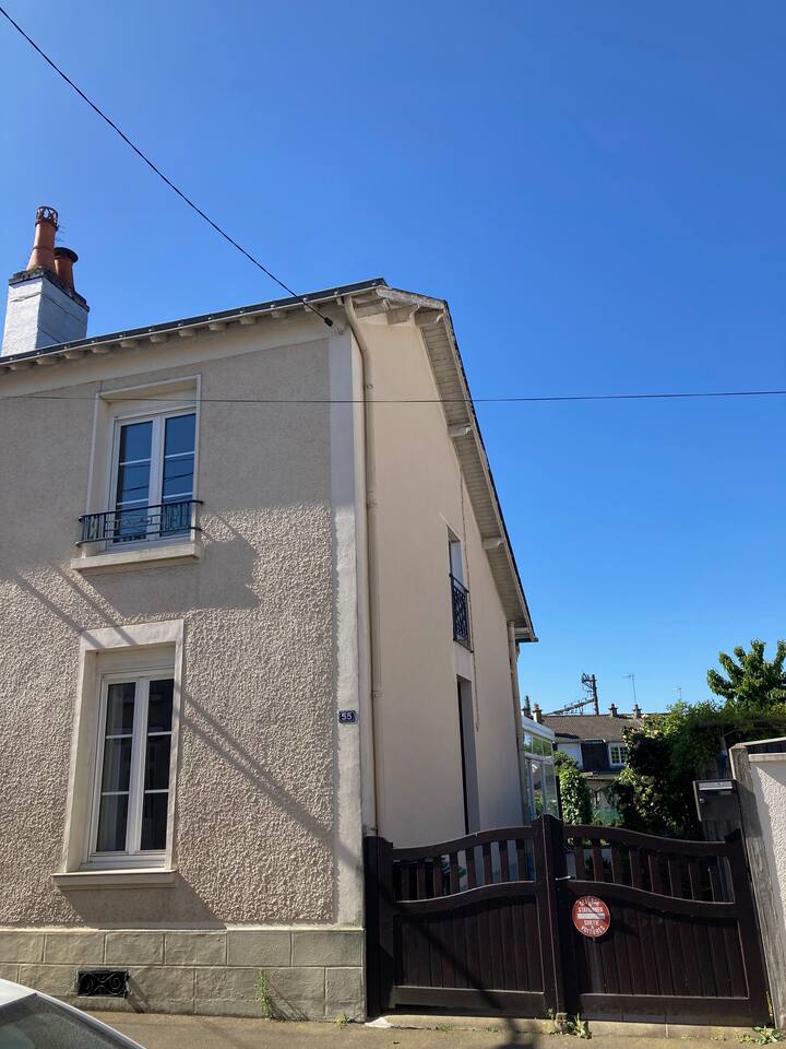 Maison Cosy Le Mans Houses for Rent in Le Mans, Pays de la Loire