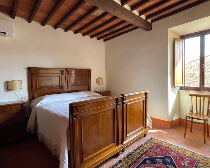 საძინებელი 2