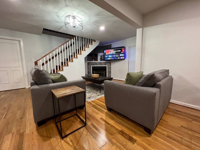 2 Blocks from Dickies Arena – 4 bedroom 2 bath gallery image 2