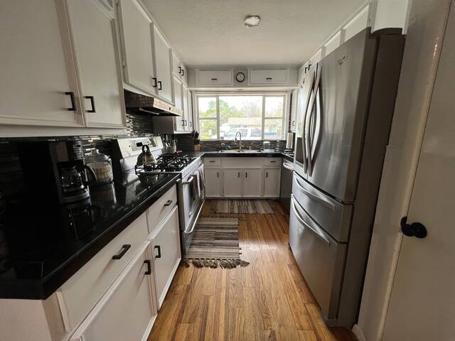 2 Blocks from Dickies Arena – 4 bedroom 2 bath gallery image 5