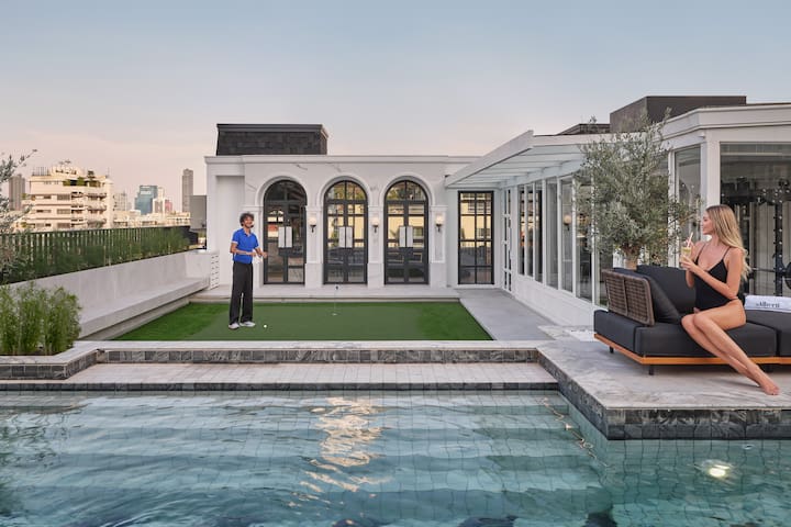 Designer 2BR Suite in downtown BKK | Sukhumvit 31