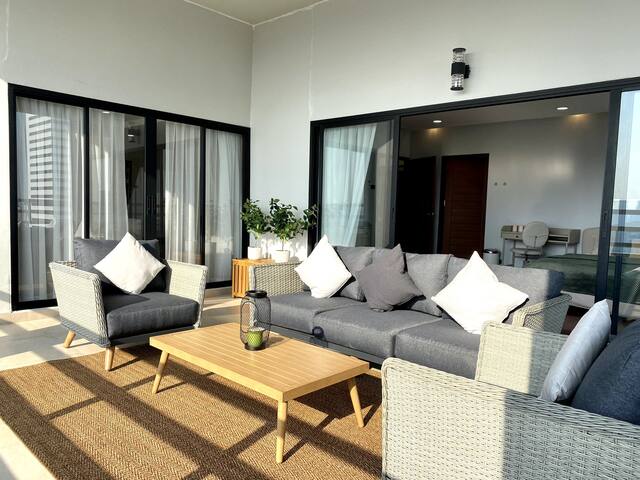 3 BRs Penthouse with Kitchen/ 1 mins to Joddfair gallery image 3