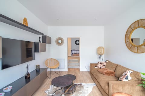 Top performing Airbnb: The Countess "De Montespan" - FIBER WIFI -Netflix- in Le Chesnay Rocquencourt