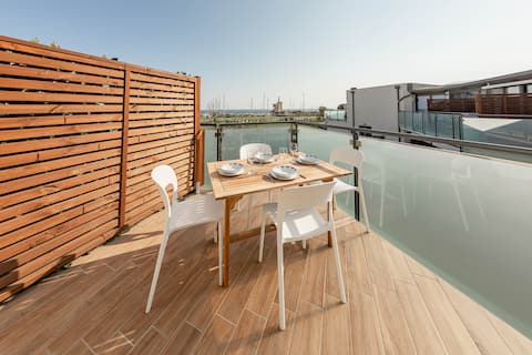 𝐇𝟏𝟏 [Luxury 12B] Port - Swimming pool - Jacuzzi