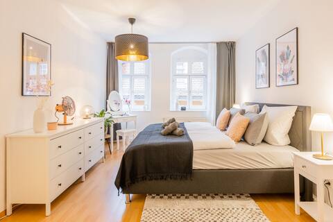 Fynbos Apt in Old Town | Netflix · Parking