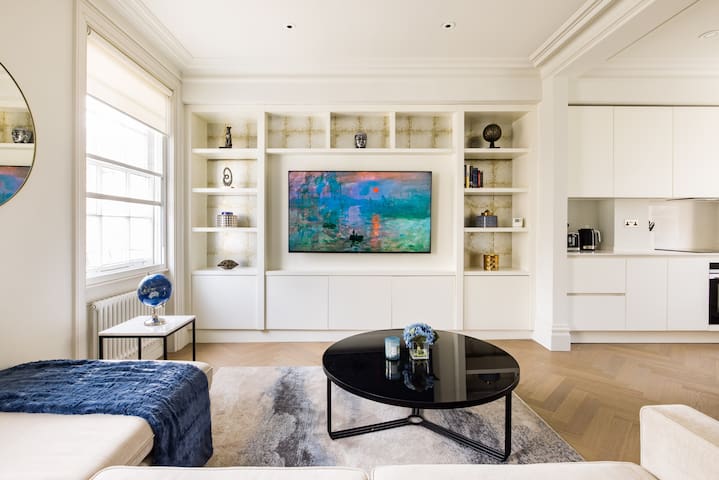 Mr Belgrave Deluxe AirCon Available gallery image 4