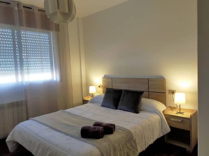 Boa Vista | 2 rooms with parking, ideal for Ribeira Sacra