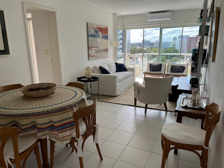 Punta Del Este, Perfect Location And Comfort - Uruguay