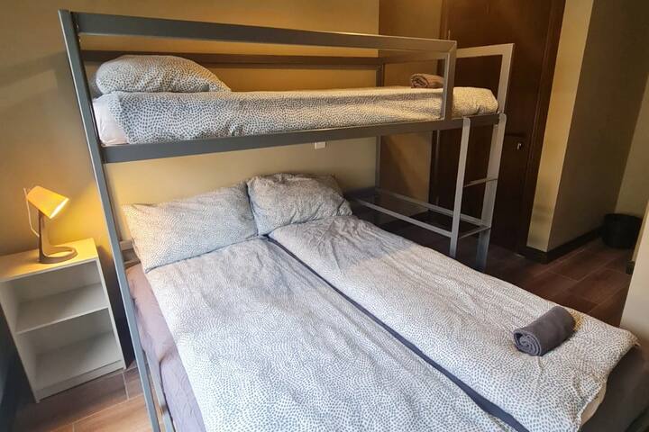 The Clann – Sleeps 16 gallery image 3