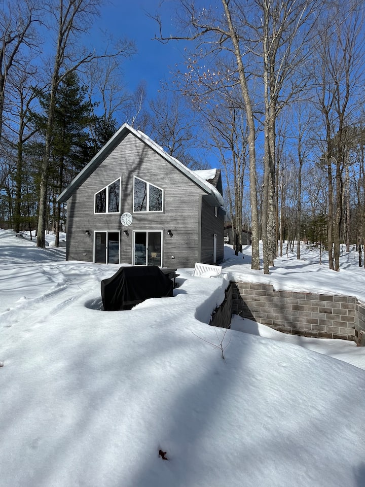 Stone Lake Vacation Rentals & Homes Wisconsin, United States Airbnb