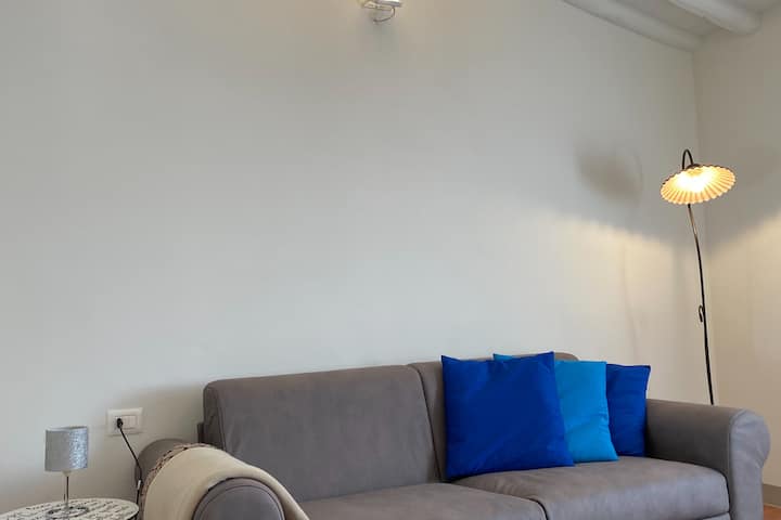 Obývačka s rozkladacou pohovkou 