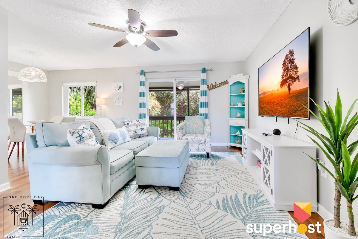 Détente ! Profitez d'un canapé confortable en mousse à mémoire de forme, d'une télévision connectée 65pouces avec Netflix pour une expérience de visionnage ultime. L'ambiance cosy vous attend pour une détente ultime.