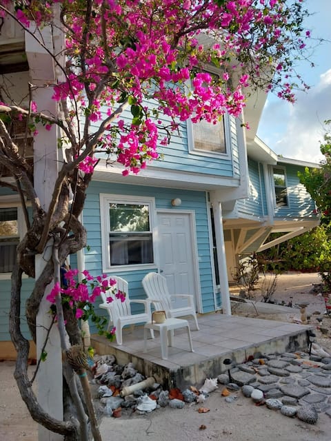 The Sandy Beach Retreat Guest Suite - 
 Sonscape