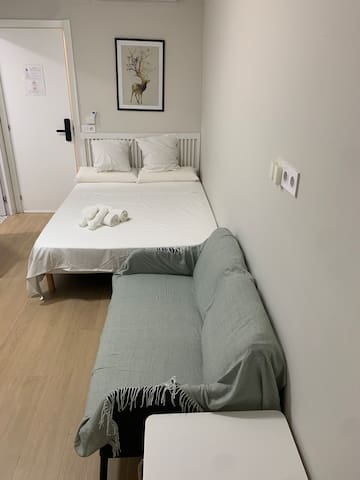 Plaza de España independent house gallery image 4