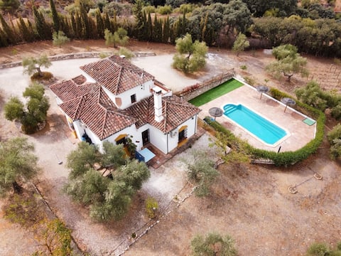 Casa Rural  Elaia. A1Km de Ronda