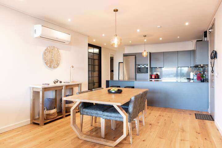 Modern Oasis in Sea Point gallery image 3