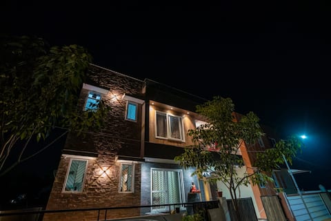 Manasvi - Lake View with close access to Beaches.