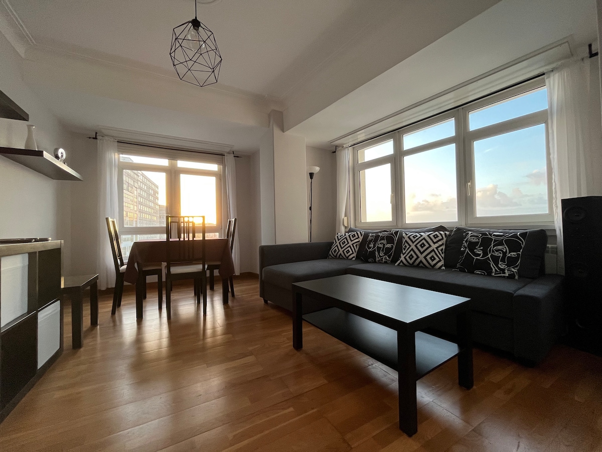 Top performing Airbnb: Riazor beachfront in A Coruña