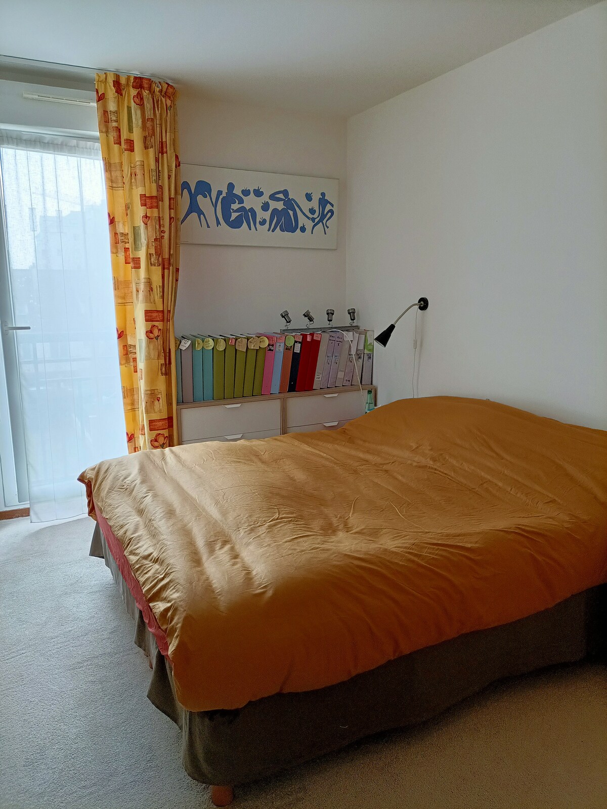 habitación con cama de 160