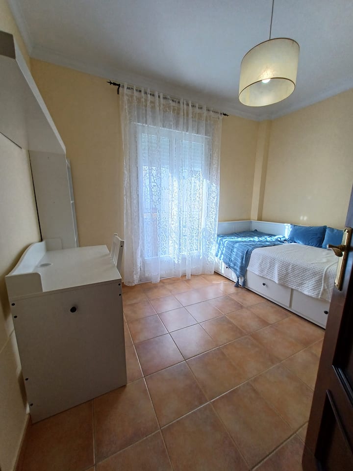 Dhomë gjumi 1