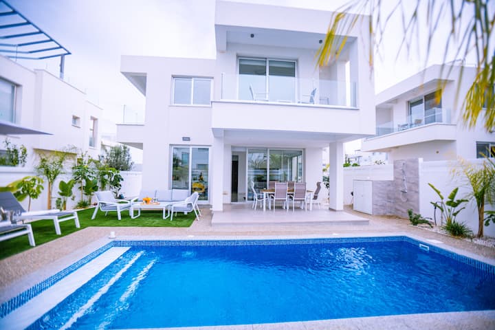 Villa Kaya